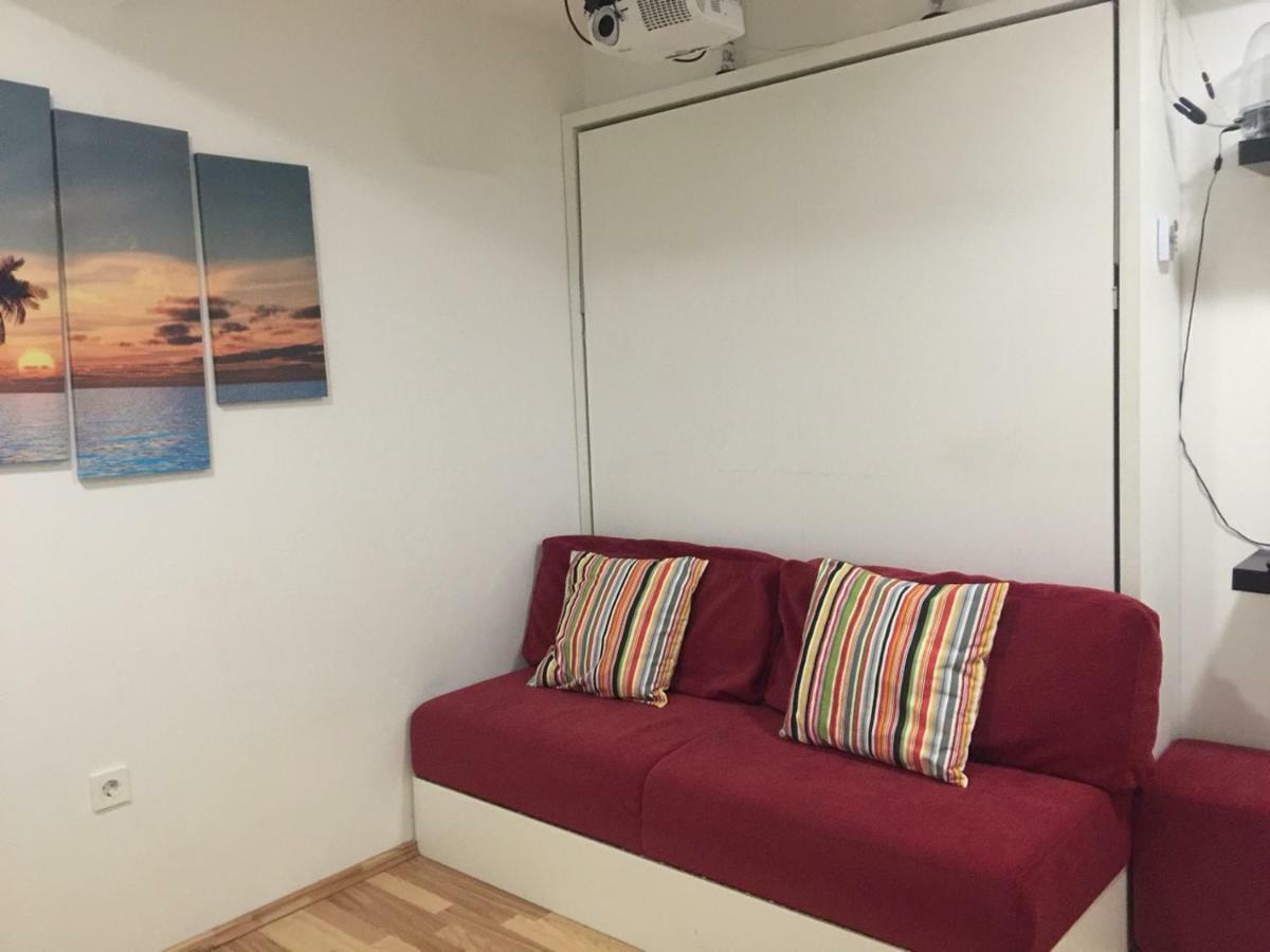 Apartment Red Square 卢布尔雅那 外观 照片