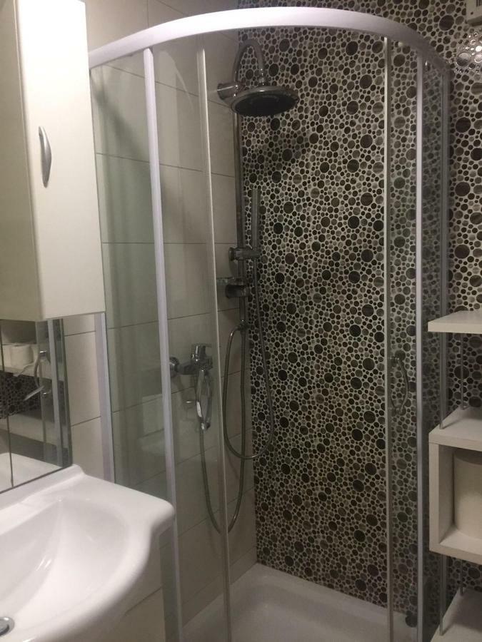 Apartment Red Square 卢布尔雅那 外观 照片